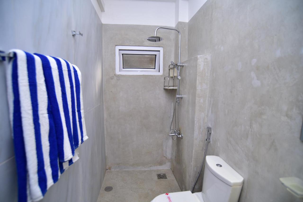 Lily Holiday Apartments ヒッカドゥワ エクステリア 写真