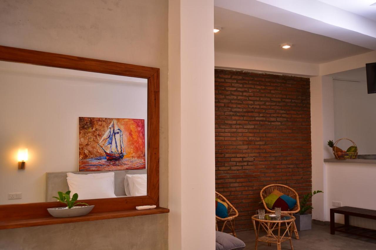 Lily Holiday Apartments ヒッカドゥワ エクステリア 写真