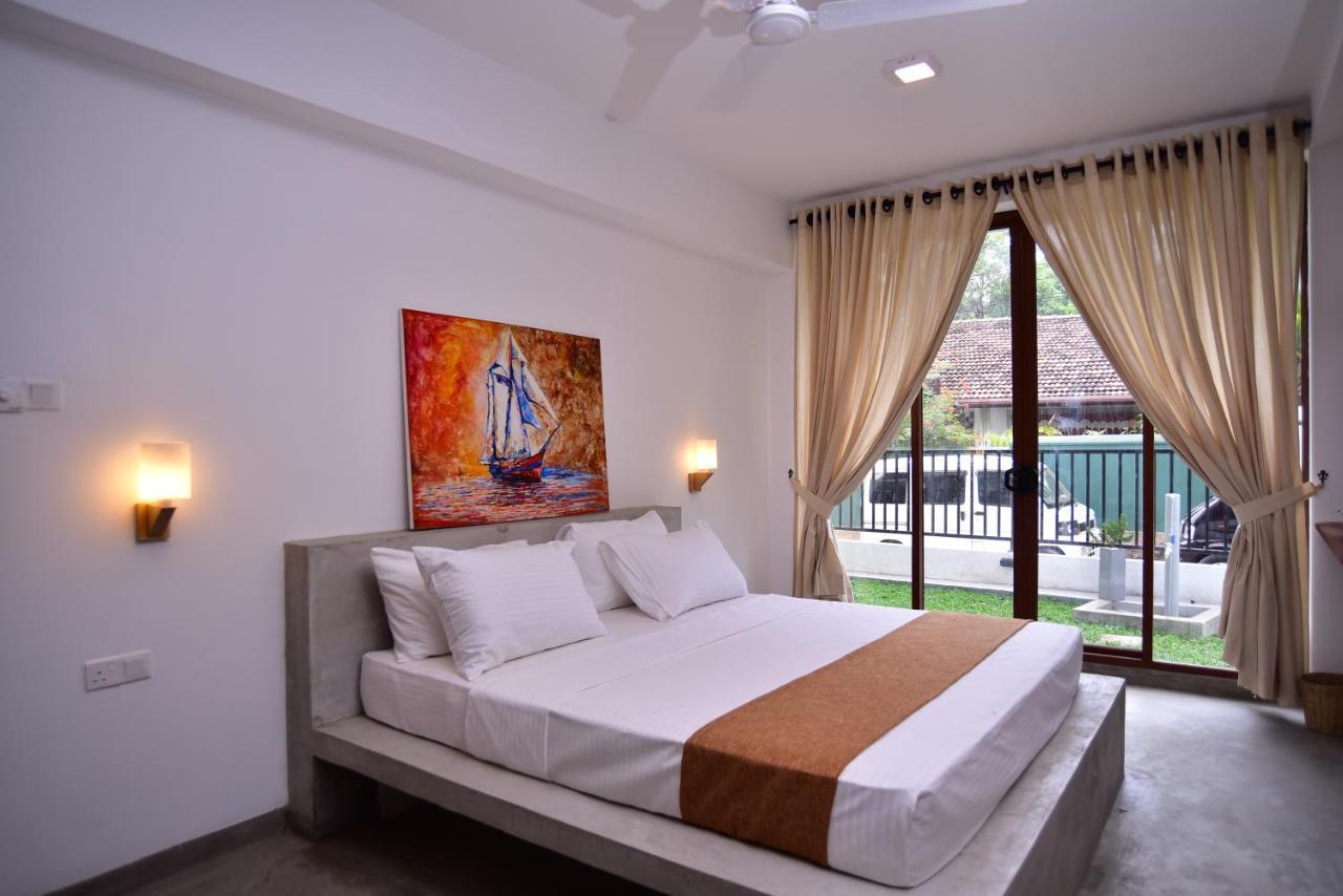 Lily Holiday Apartments ヒッカドゥワ エクステリア 写真