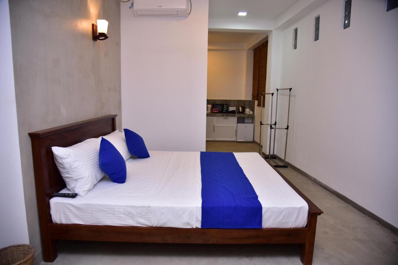 Lily Holiday Apartments ヒッカドゥワ エクステリア 写真